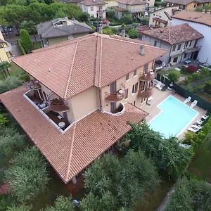 Chiara 3* Sirmione